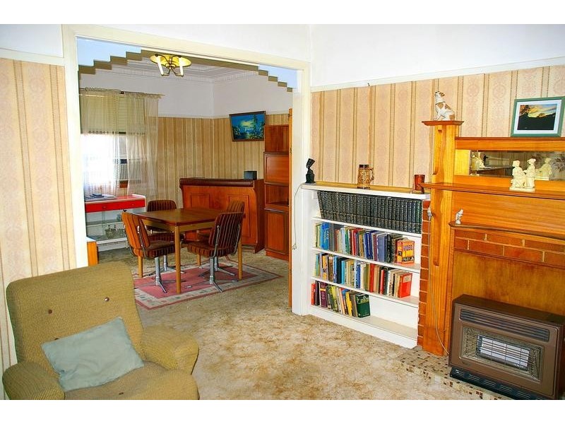 6 Bestic Street, West Kempsey NSW 2440