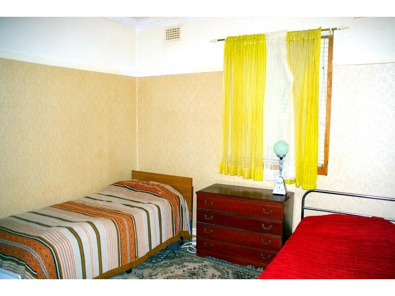 6 Bestic Street, West Kempsey NSW 2440