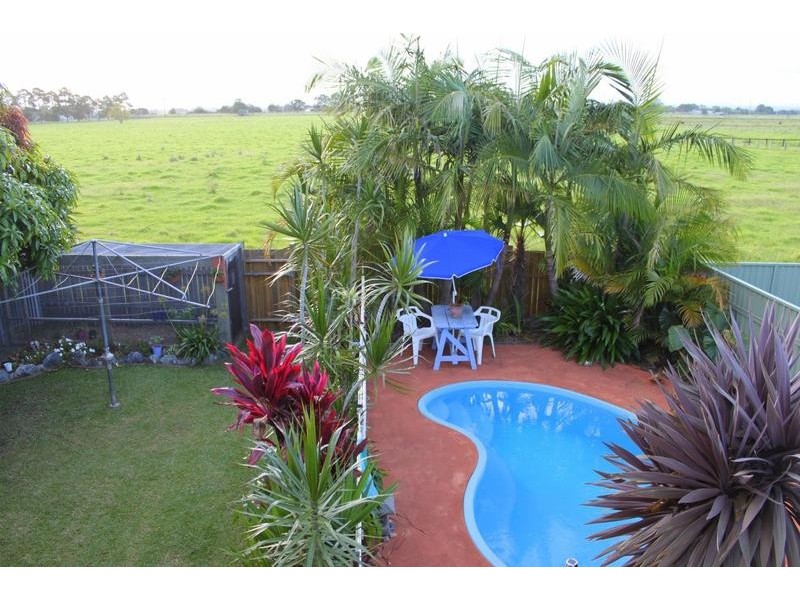 32 Croads Esplanade, Smithtown NSW 2440