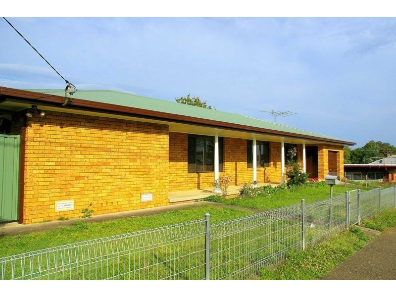 57 Tozer Street, West Kempsey NSW 2440