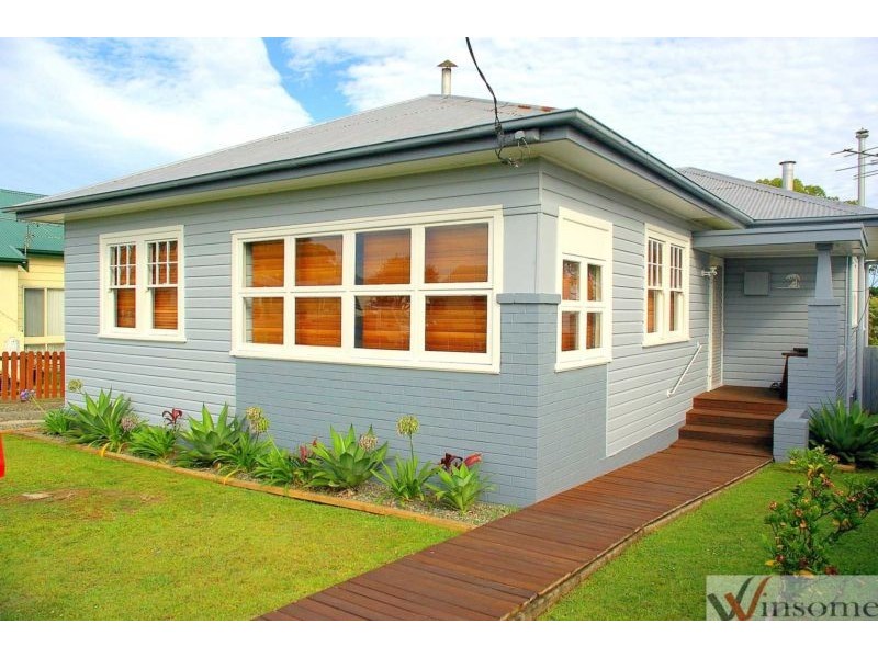 16 Park Avenue, West Kempsey NSW 2440
