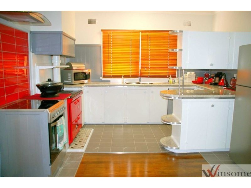 16 Park Avenue, West Kempsey NSW 2440