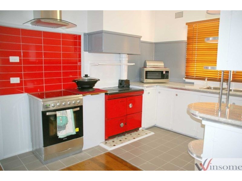 16 Park Avenue, West Kempsey NSW 2440