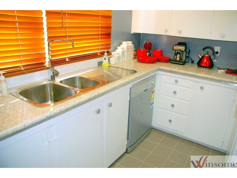 16 Park Avenue, West Kempsey NSW 2440