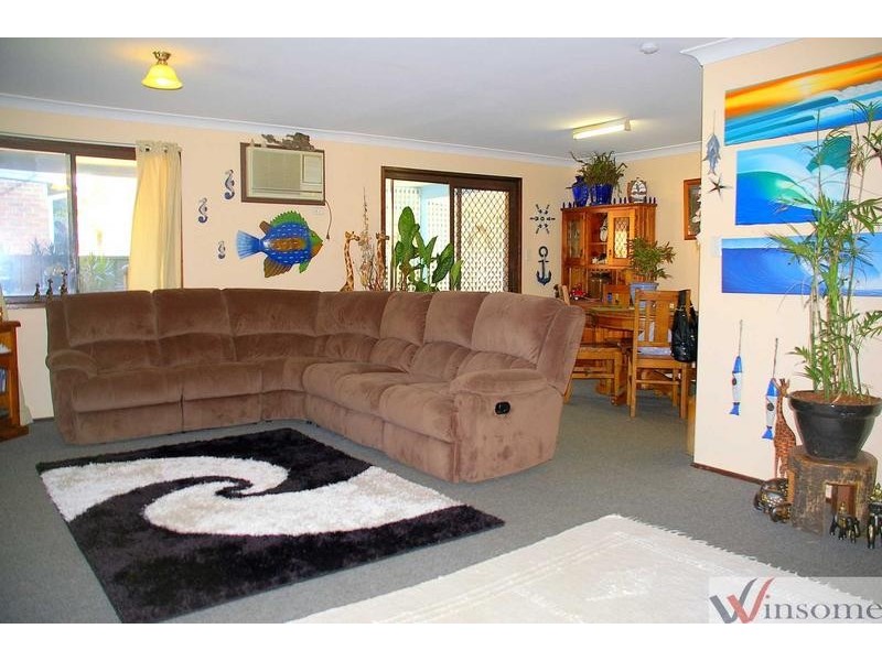 93 Straight Street, Hat Head NSW 2440