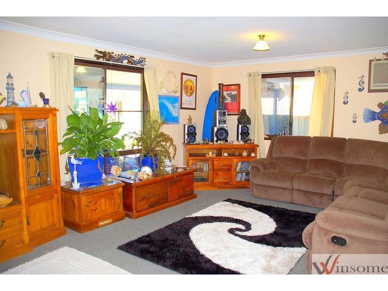 93 Straight Street, Hat Head NSW 2440