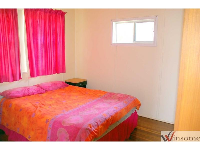 11 Stewart Street, Crescent Head NSW 2440