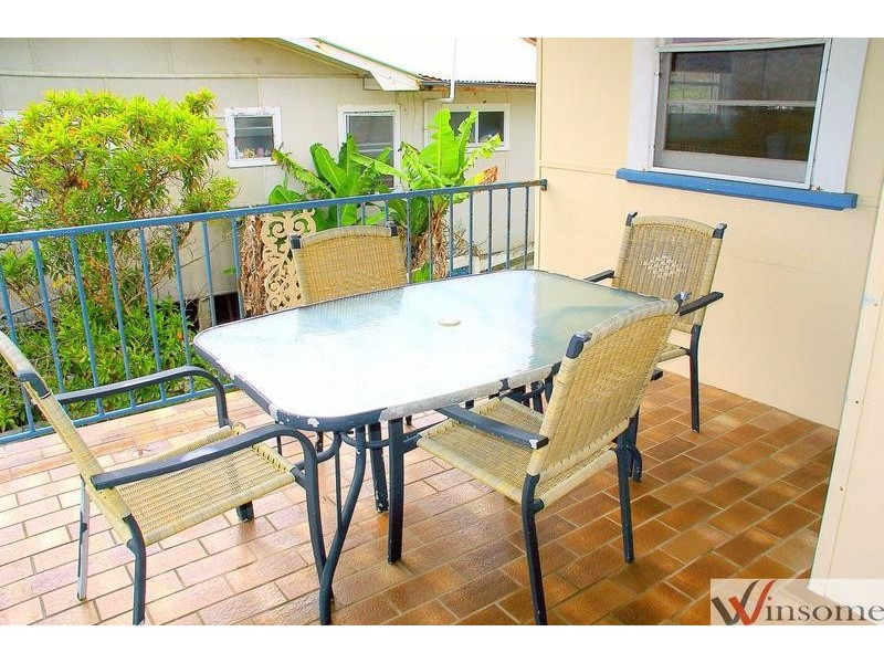 11 Stewart Street, Crescent Head NSW 2440