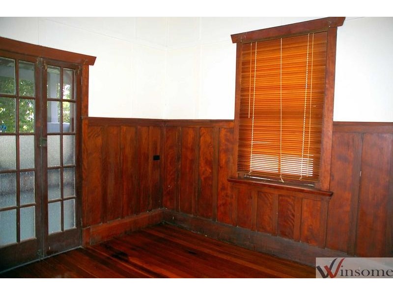 24 Innes Street, East Kempsey NSW 2440