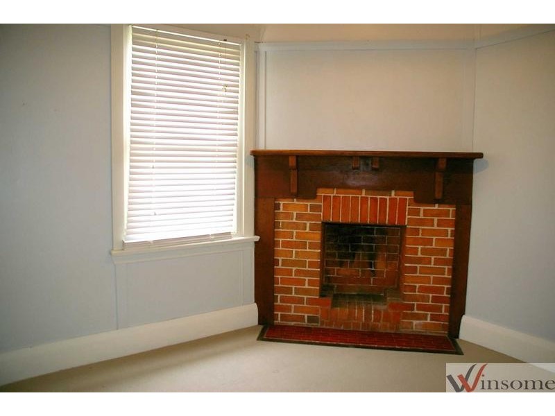 24 Innes Street, East Kempsey NSW 2440