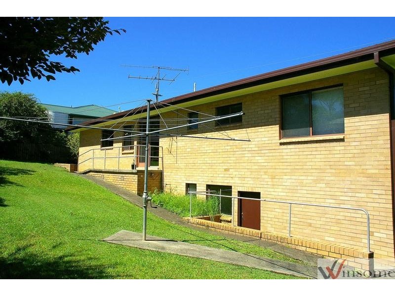 2 Macleay Street, East Kempsey NSW 2440