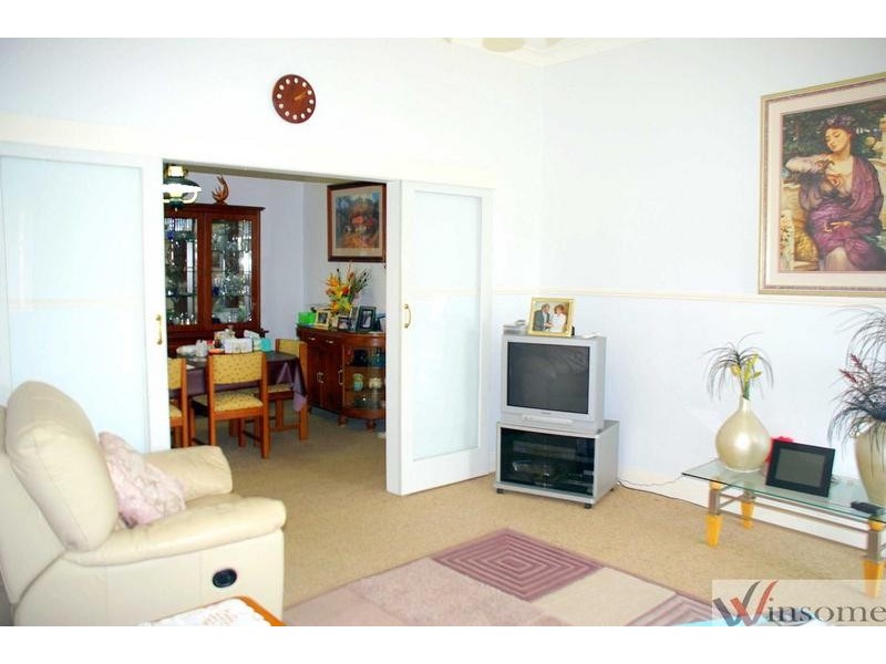 18 Belmore Street, Smithtown NSW 2440