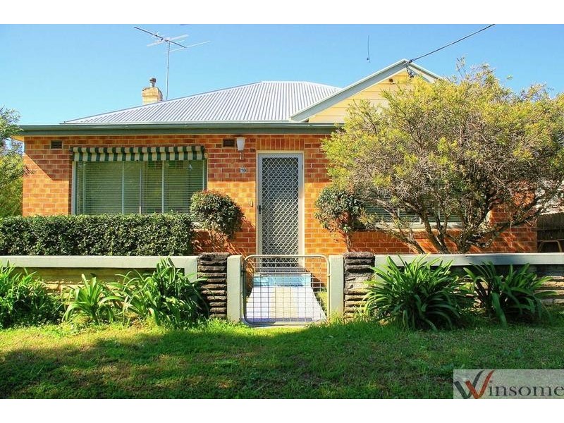 19 Wide Street, West Kempsey NSW 2440