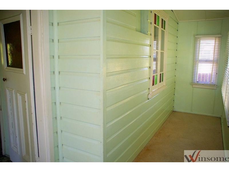 19 Wide Street, West Kempsey NSW 2440