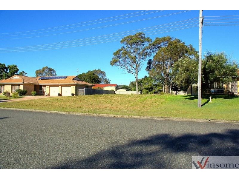 4 Lindsay Noonan Place, South West Rocks NSW 2431