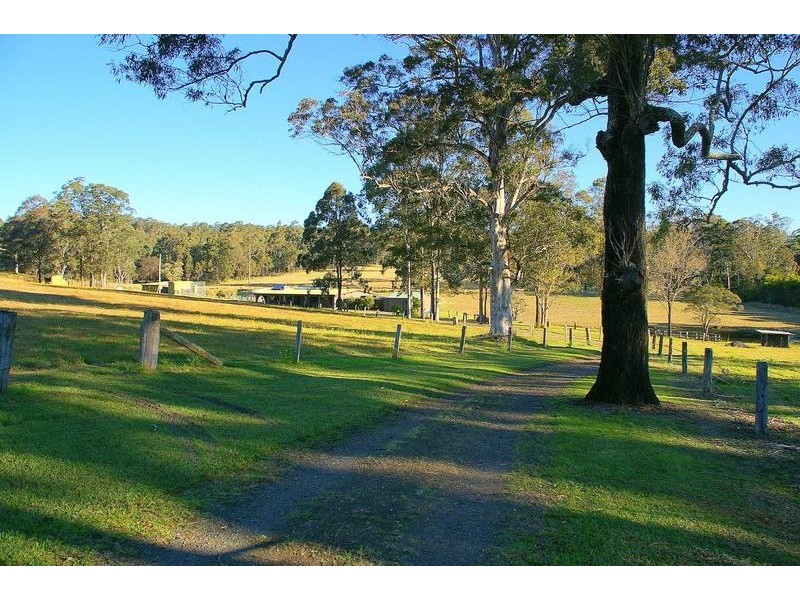 84 Wirrang Drive, Dondingalong NSW 2440