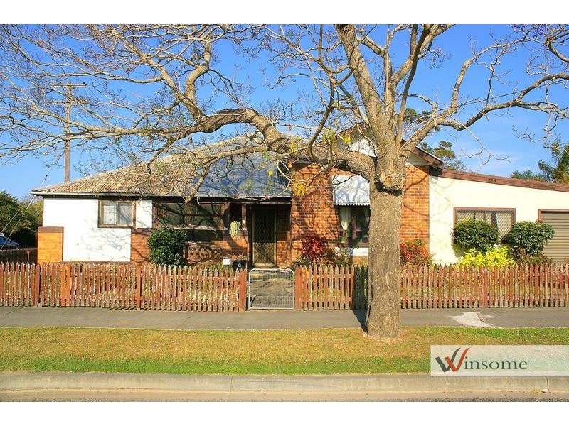 17 Gladstone Street, Kempsey NSW 2440