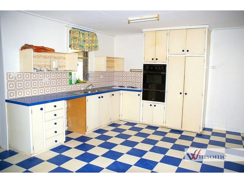 17 Gladstone Street, Kempsey NSW 2440