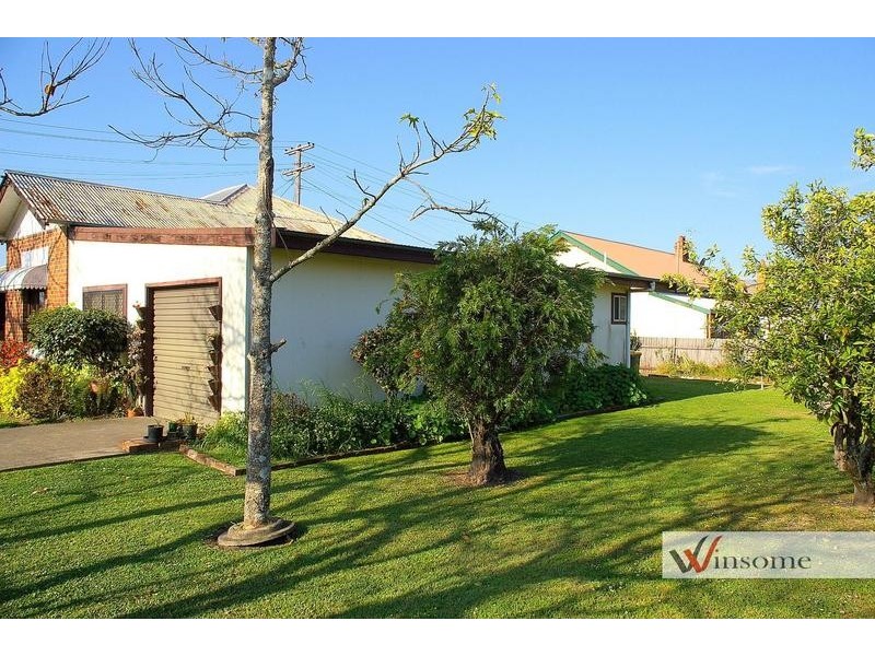 17 Gladstone Street, Kempsey NSW 2440