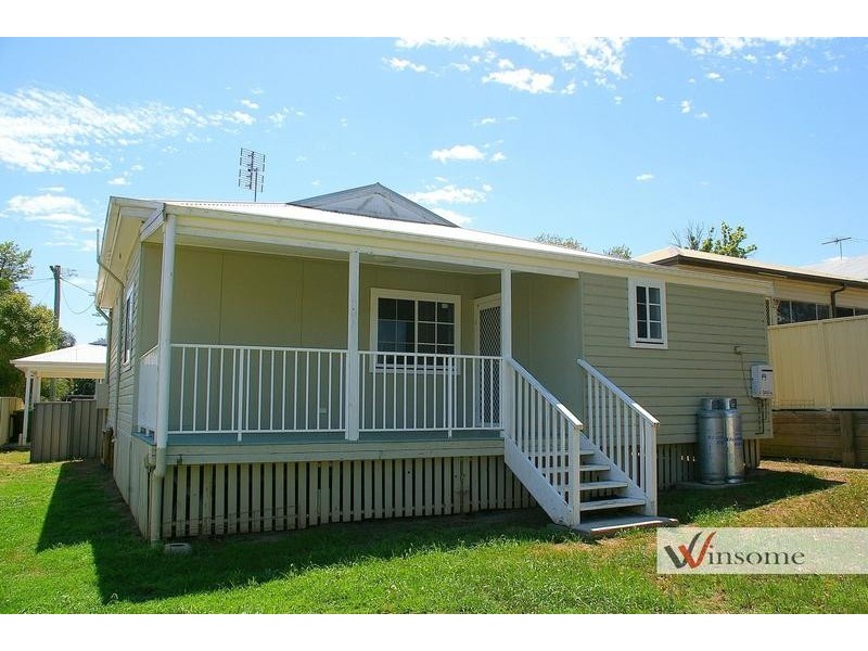 52 Queen Street, Greenhill NSW 2440