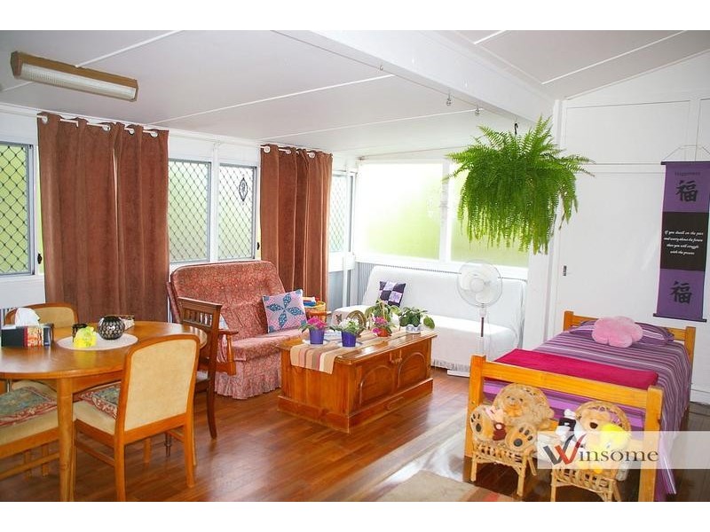 18 Marsh Street, West Kempsey NSW 2440