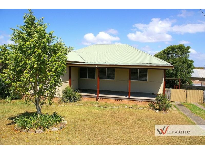 27 Clarence Ryan Avenue, West Kempsey NSW 2440