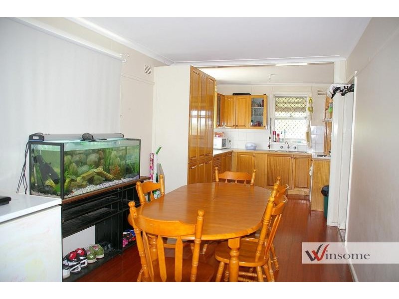 27 Clarence Ryan Avenue, West Kempsey NSW 2440