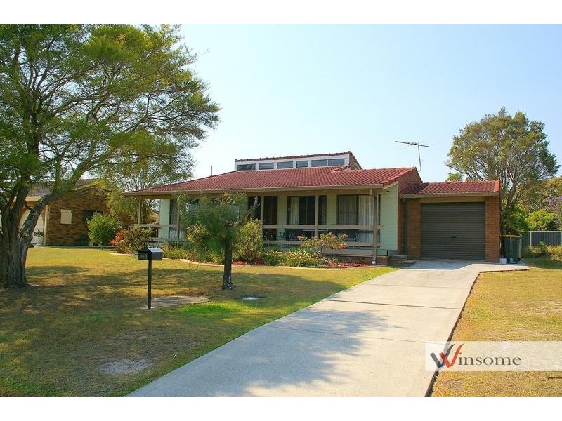 1 Kidman Avenue, West Kempsey NSW 2440