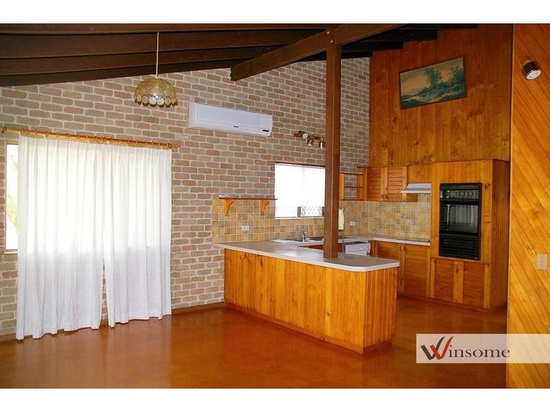 1 Kidman Avenue, West Kempsey NSW 2440