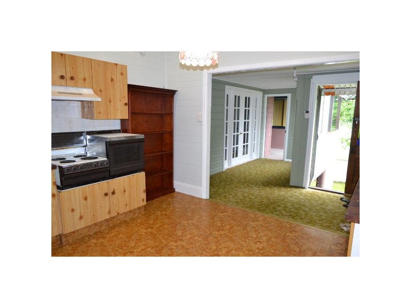 18 Bloomfield Street, South Kempsey NSW 2440