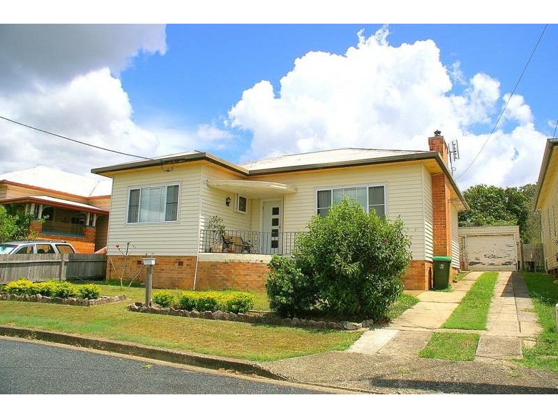 10 Angus Avenue, West Kempsey NSW 2440