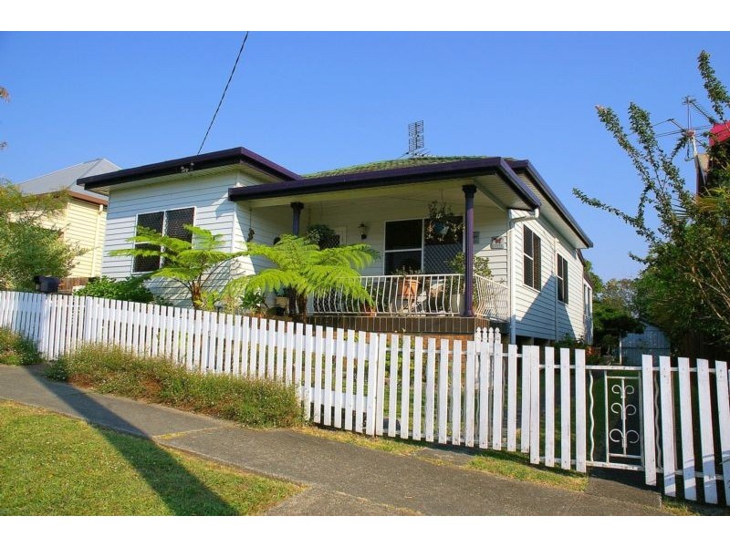 18 Marsh Street, West Kempsey NSW 2440