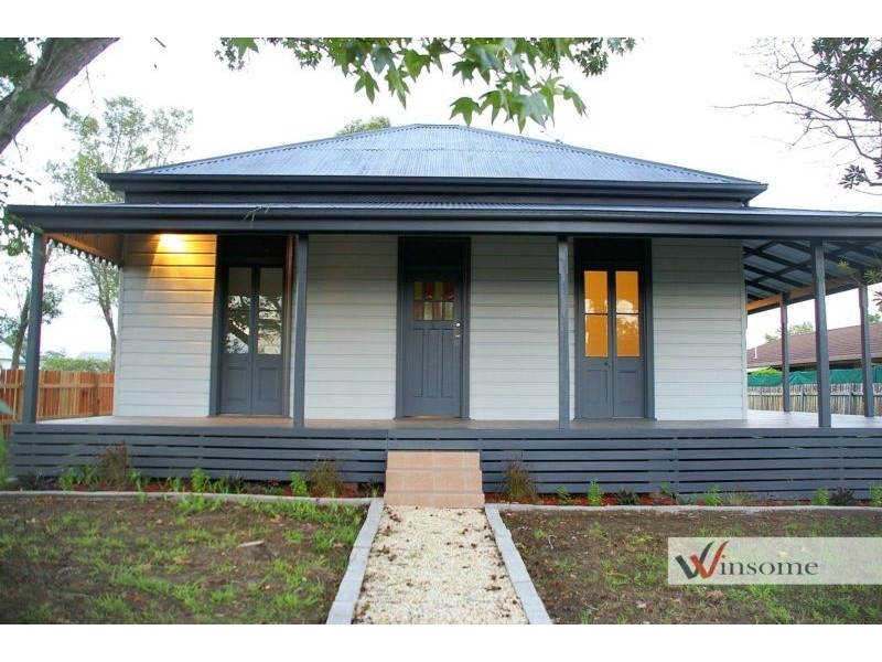 2 Collin Tait Avenue, West Kempsey NSW 2440