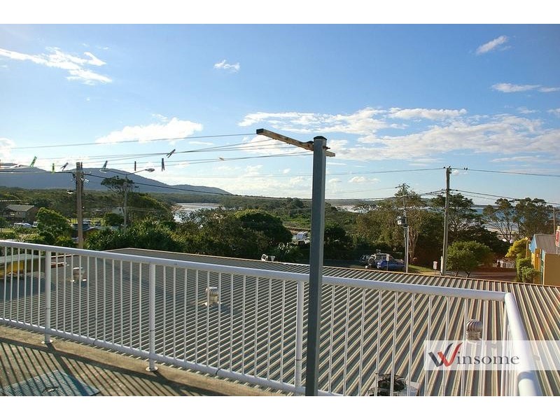 4 East Street, Crescent Head NSW 2440