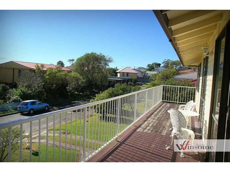 24 Hodgson Street, Crescent Head NSW 2440