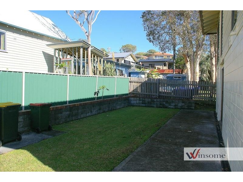 24 Hodgson Street, Crescent Head NSW 2440