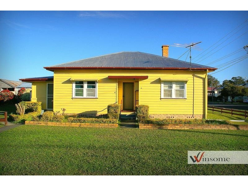 12 Verge Street, Smithtown NSW 2440