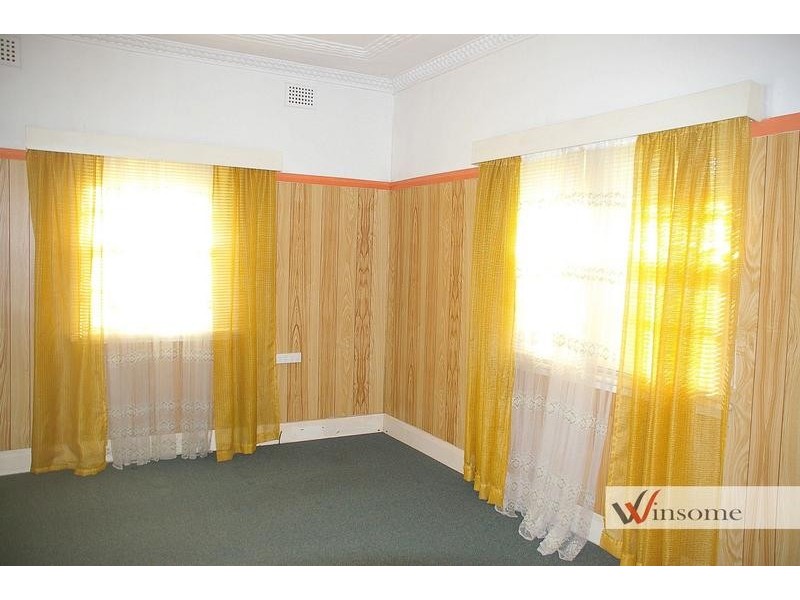 12 Verge Street, Smithtown NSW 2440