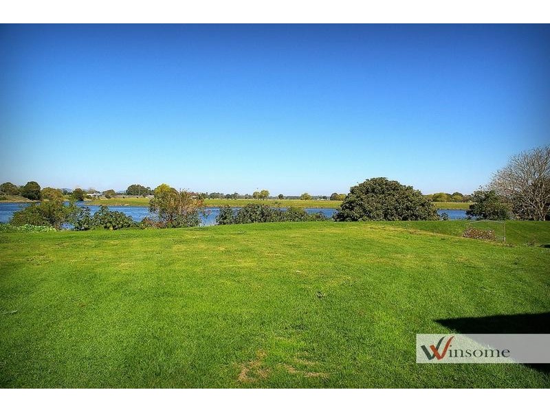 9 Russell Avenue, Smithtown NSW 2440