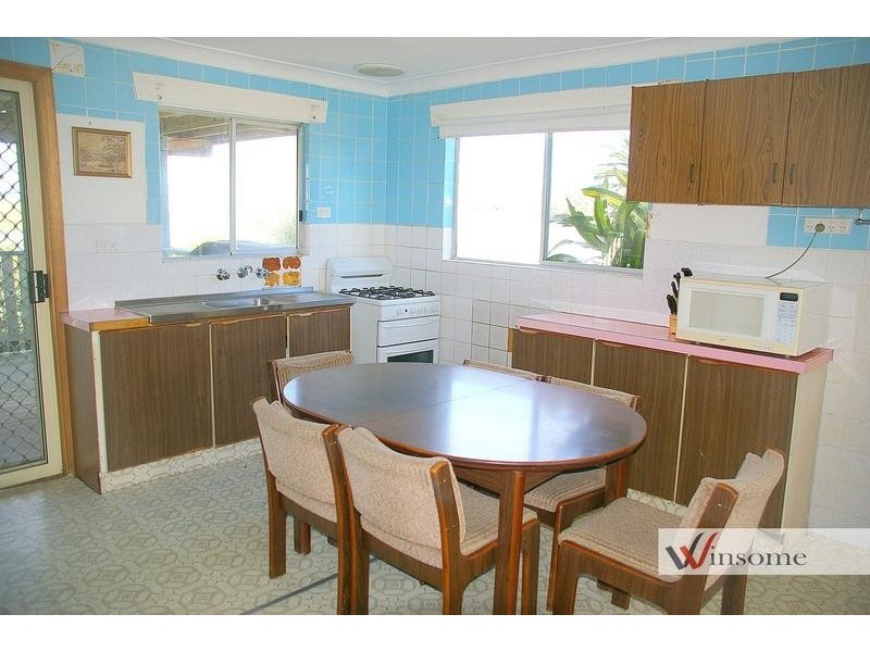 9 Russell Avenue, Smithtown NSW 2440