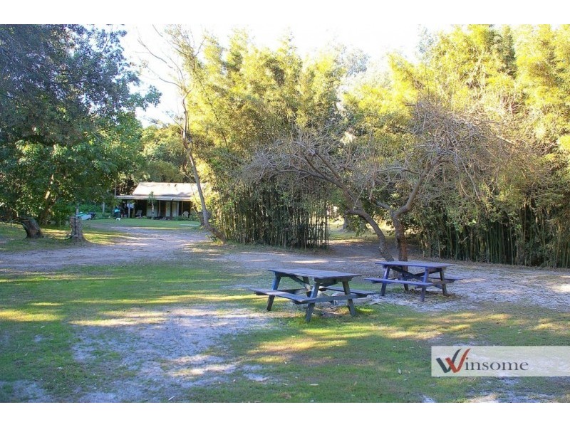 954 Plomer Road, Crescent Head NSW 2440