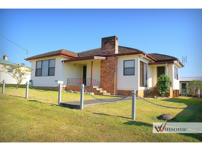 12 Macleay Street, East Kempsey NSW 2440