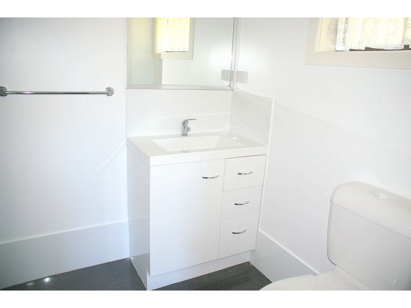 2 Macleay Street, East Kempsey NSW 2440