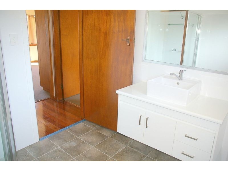 2 Macleay Street, East Kempsey NSW 2440