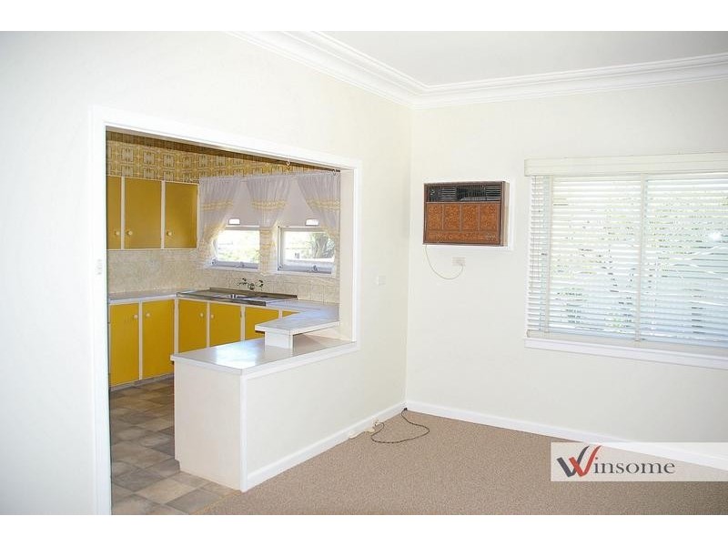 6 Yarravel Street, South Kempsey NSW 2440