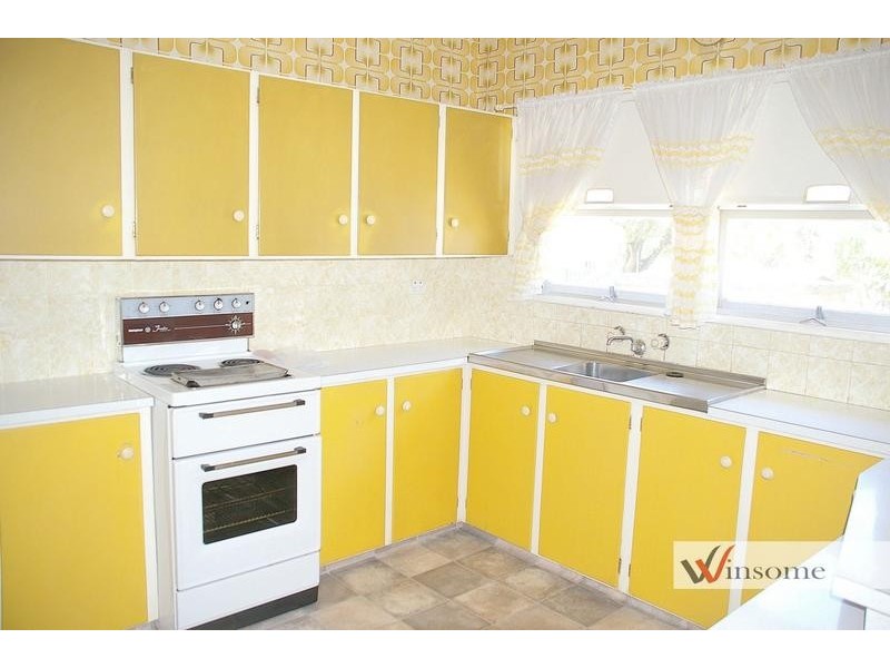 6 Yarravel Street, South Kempsey NSW 2440