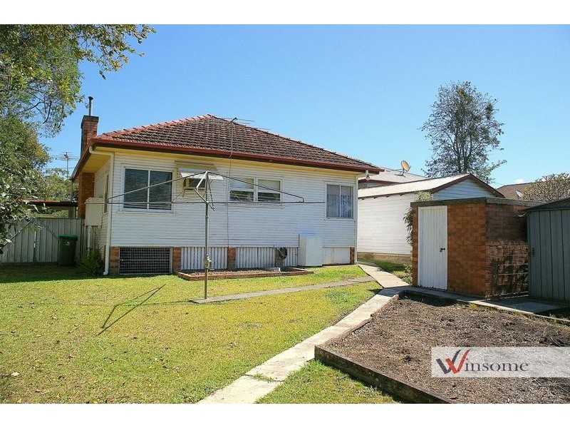 6 Yarravel Street, South Kempsey NSW 2440