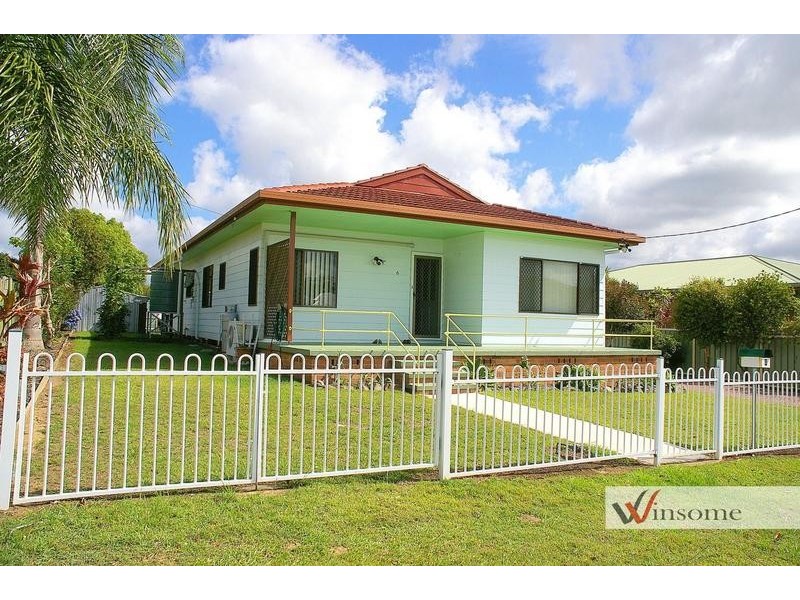 6 Collin Tait Avenue, West Kempsey NSW 2440