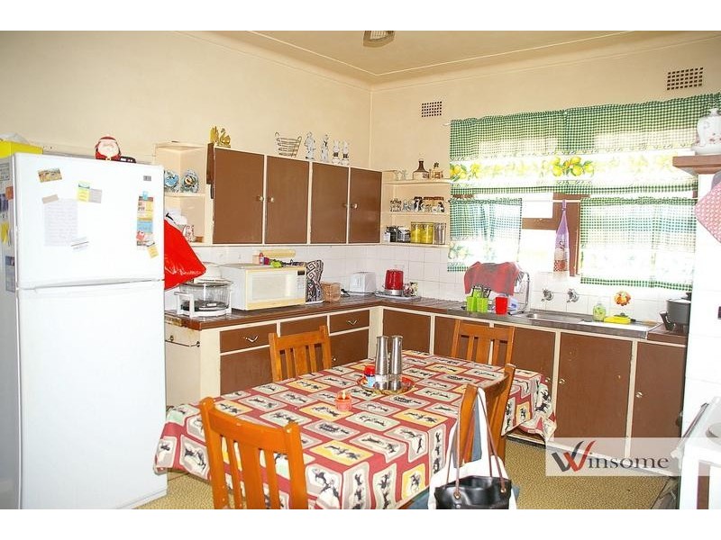 1 Nicholson Street, South Kempsey NSW 2440