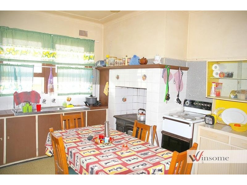 1 Nicholson Street, South Kempsey NSW 2440